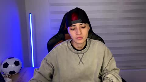 Snapshot of im_laia_ chatting on December 2024 02:53:02 AM Laia online show from December 2024 02:53:02 AM