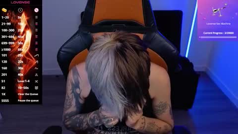 Laia online show from September 2025 10:35:01 PM