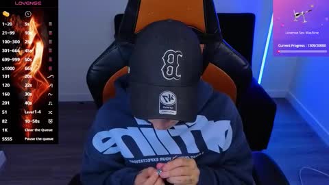 Laia online show from September 2025 09:29:02 PM