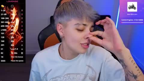 Laia online show from September 2025 02:27:02 AM