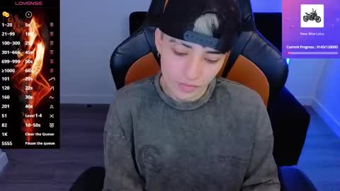 Laia online show from October 2025 09:34:01 PM