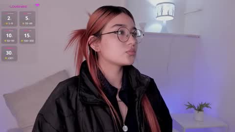 Snapshot of im_mave chatting on February 2025 01:21:01 PM Mave online show from February 2025 01:21:01 PM