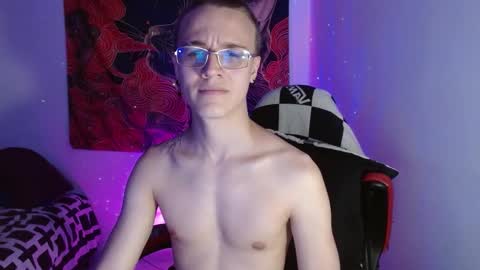 Oliver P online show from October 2025 11:37:01 PM