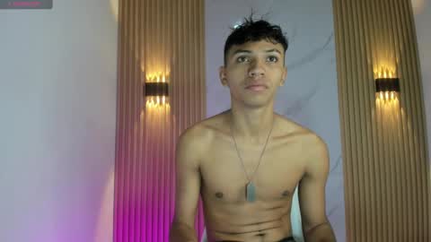 im_sebaslopez online show from December 2024 03:47:02 AM