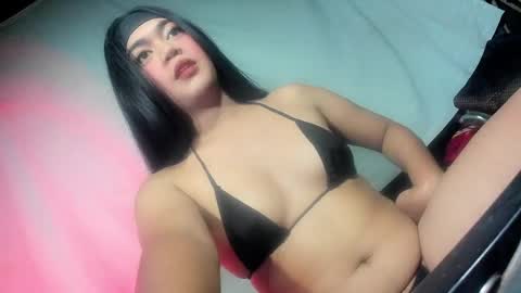 ella may online show from February 2025 11:39:02 AM