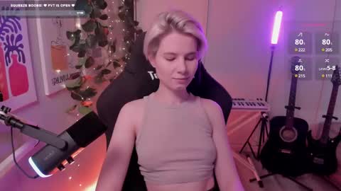 Snapshot of imnotmia chatting on March 2025 10:00:02 AM Mia online show from March 2025 10:00:02 AM