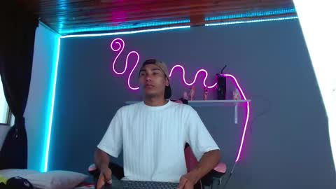 Snapshot of imperial_lust chatting on October 2025 10:15:01 PM imperial_lust online show from October 2025 10:15:01 PM