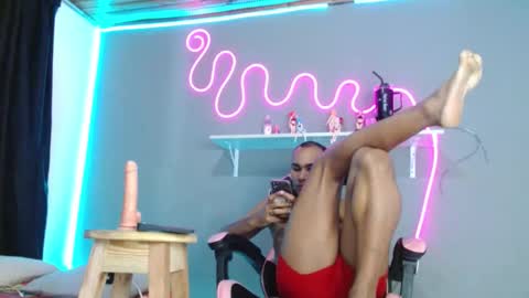 Snapshot of imperial_lust chatting on November 2025 12:01:02 AM imperial_lust online show from November 2025 12:01:02 AM