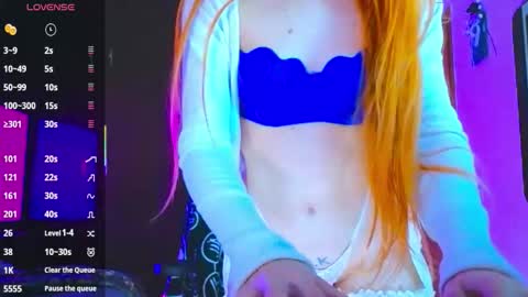 Lora online show from November 2025 03:01:02 PM