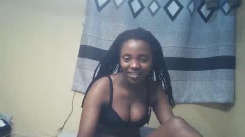 Snapshot of imyour_girl chatting on October 2025 11:42:02 PM Im sonny online show from October 2025 11:42:02 PM