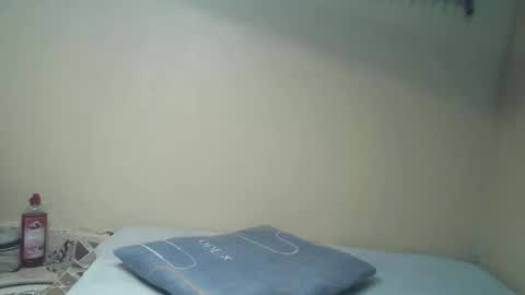 Snapshot of imyour_girl chatting on November 2025 12:10:01 AM Im sonny online show from November 2025 12:10:01 AM