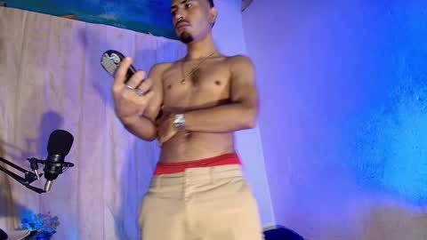Snapshot of imyourg0d chatting on October 2025 03:14:01 AM Daniel thumb up me please its important Im new INDEPENDENT MODEL online show from October 2025 03:14:01 AM
