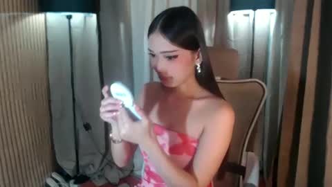 Aki online show from October 2025 02:19:01 AM