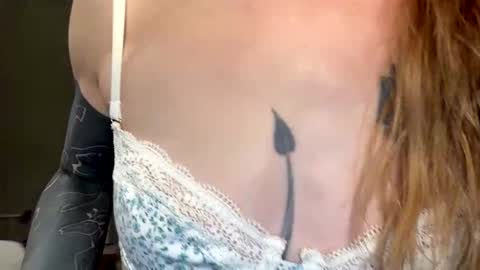 Snapshot of inaccessibles chatting on October 2025 12:49:02 PM oksana online show from October 2025 12:49:02 PM