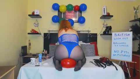 inannalove online show from December 2024 11:40:01 PM