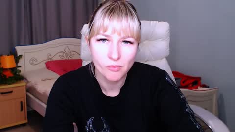 Snapshot of incredible_ariela chatting on January 2025 12:01:01 PM incredible_ariela online show from January 2025 12:01:01 PM