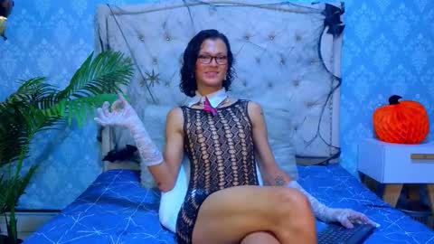 Snapshot of indi_rave chatting on November 2025 02:46:02 AM INDI online show from November 2025 02:46:02 AM