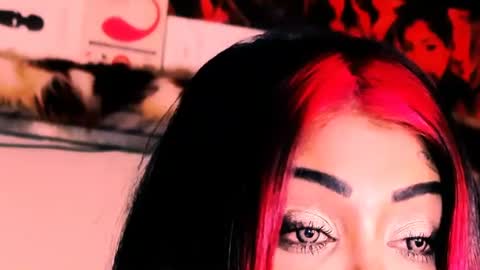 Snapshot of indian_dreamgirl chatting on November 2025 02:34:01 AM Bella Ambrosia online show from November 2025 02:34:01 AM