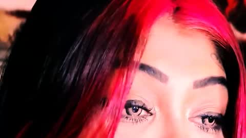 Snapshot of indian_dreamgirl chatting on November 2025 12:19:01 AM Bella Ambrosia online show from November 2025 12:19:01 AM