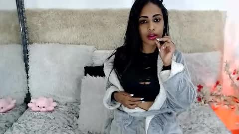 Jazmin online show from September 2025 01:53:02 AM