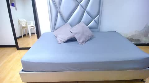 Snapshot of indian_whore18 chatting on February 2025 03:51:01 AM indian_whore18 online show from February 2025 03:51:01 AM