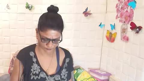 Snapshot of indianallure chatting on November 2025 05:28:02 AM Femiez online show from November 2025 05:28:02 AM