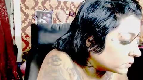 Snapshot of indiancatz2 chatting on November 2025 01:00:02 PM anusha online show from November 2025 01:00:02 PM