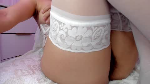 Snapshot of indiancutie_ chatting on December 2024 11:10:02 PM MIA online show from December 2024 11:10:02 PM