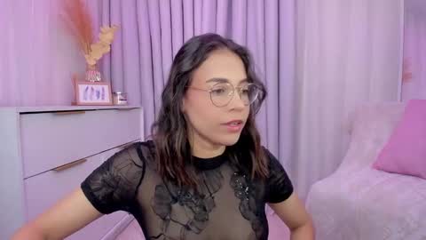 Snapshot of indiancutie_ chatting on January 2025 03:03:01 PM MIA online show from January 2025 03:03:01 PM