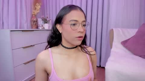 Snapshot of indiancutie_ chatting on September 2025 01:33:02 PM MIA online show from September 2025 01:33:02 PM