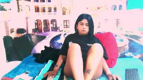 Mika online show from October 2025 06:32:01 PM