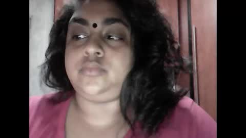 indianpooja1027 online show from December 2025 07:29:02 PM