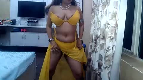 Snapshot of indianrads9 chatting on March 2025 05:54:02 PM Radha online show from March 2025 05:54:02 PM