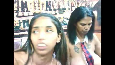 indiansexyslender4u2luv online show from October 2025 05:52:01 AM