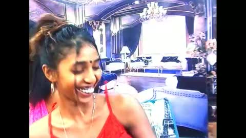 indiansexyslender4u2luv online show from November 2025 07:21:01 AM