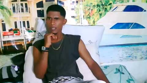 Snapshot of indianthuggin chatting on October 2025 05:03:01 PM BabyFace online show from October 2025 05:03:01 PM