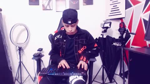 matias online show from November 2025 05:30:02 AM