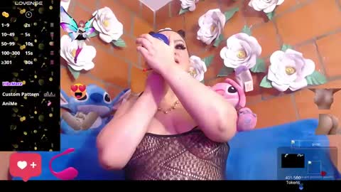 Ingrit online show from October 2025 02:16:01 PM