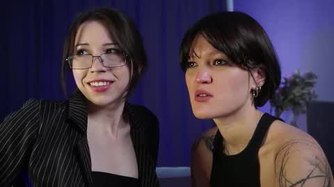 Snapshot of ink_soul chatting on September 2025 05:40:01 AM Luna and Dior online show from September 2025 05:40:01 AM