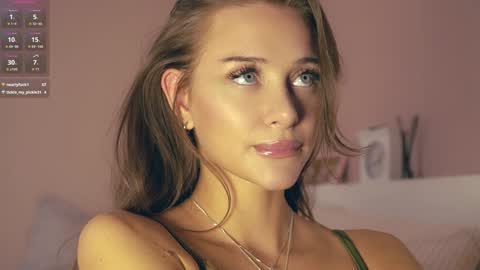 Snapshot of inkanuko chatting on October 2025 07:17:01 AM Im Senise Welcome to my room My instagram online show from October 2025 07:17:01 AM