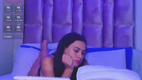 Snapshot of innoocentluna chatting on November 2025 03:06:01 AM Innoocent Luna online show from November 2025 03:06:01 AM