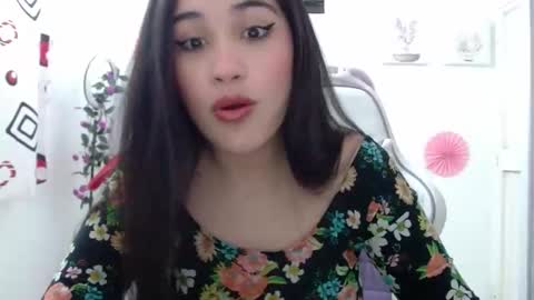 Snapshot of inocentheaven chatting on October 2025 01:21:02 PM Celeste online show from October 2025 01:21:02 PM