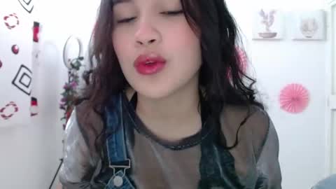 Snapshot of inocentheaven chatting on October 2025 12:17:02 PM Celeste online show from October 2025 12:17:02 PM