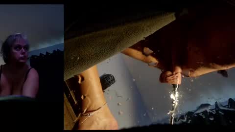 Snapshot of insatiablecpl333 chatting on February 2025 09:58:01 PM InsatiableCpl333 online show from February 2025 09:58:01 PM