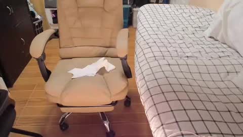 Im Desiree online show from October 2025 05:46:01 PM