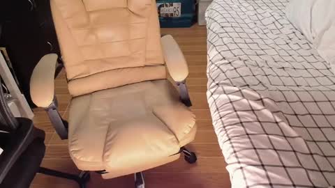 Im Desiree online show from November 2025 05:12:02 PM