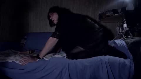 ionnatrav online show from December 2025 04:03:02 PM