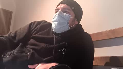 Snapshot of iplaywithu221 chatting on December 2024 05:18:02 AM iplaywithu221 online show from December 2024 05:18:02 AM