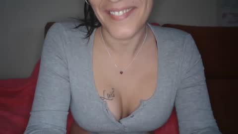 Snapshot of irene141212 chatting on January 2025 11:37:01 AM irene online show from January 2025 11:37:01 AM