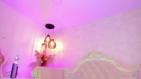 Irinnah Lottus online show from January 2025 11:26:01 PM